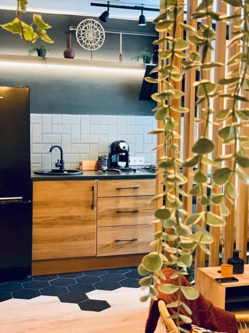 Heart Of The City - Modern Studio With Balcony Apartment Букурещ Екстериор снимка